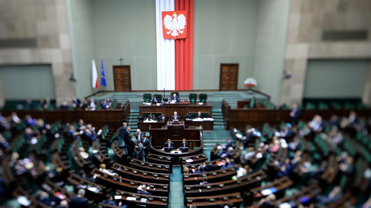 Posiedzenia do nocy. Inspektorzy pracy skontrolowali Sejm